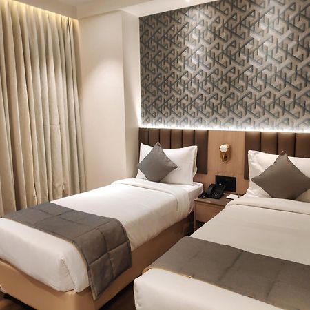 Maxxvalue Hotel Midc - Andheri Mumbai Eksteriør bilde