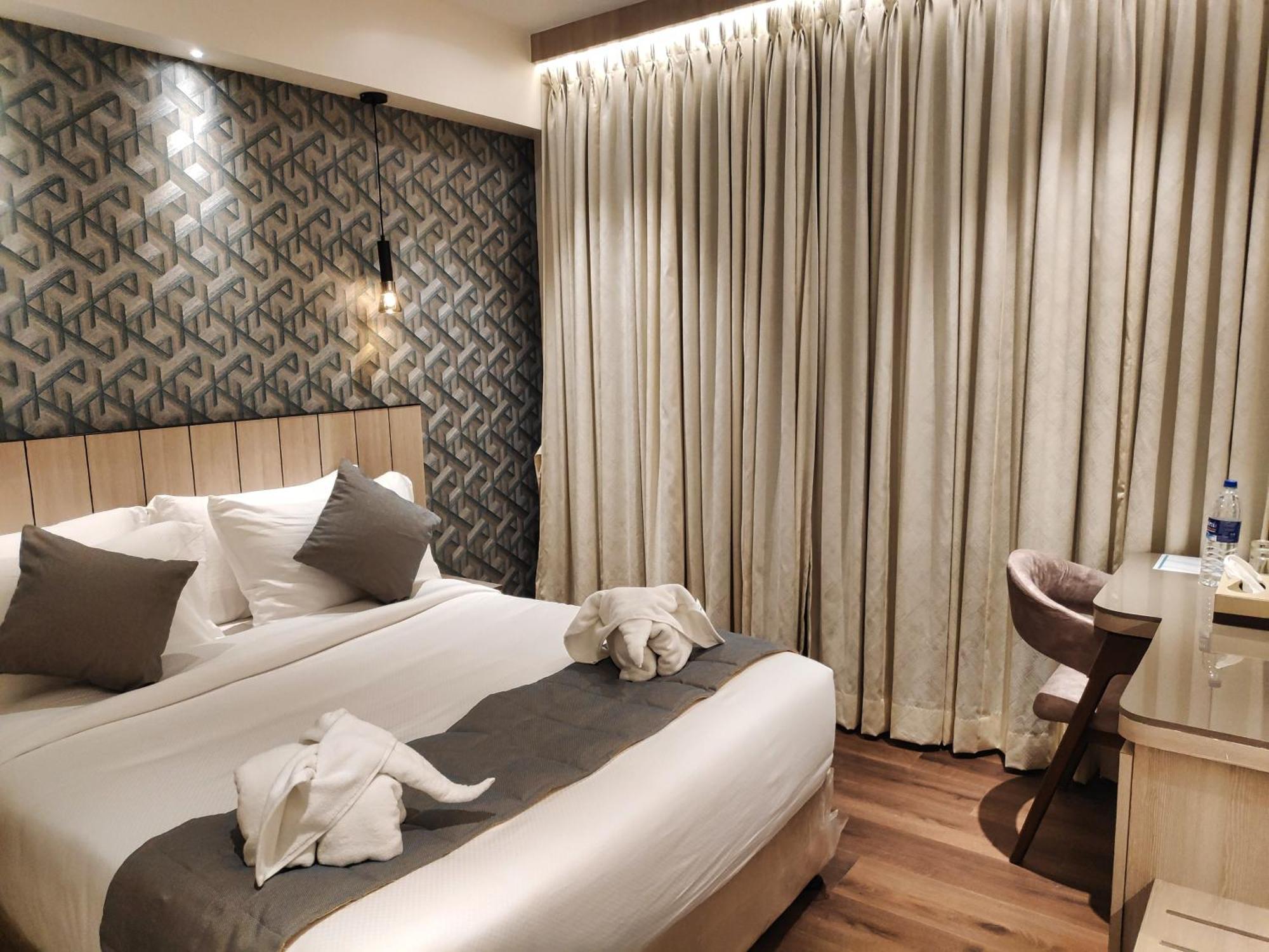 Maxxvalue Hotel Midc - Andheri Mumbai Eksteriør bilde